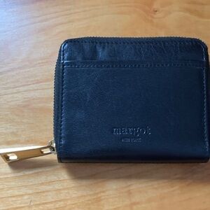Margot black leather wallet
